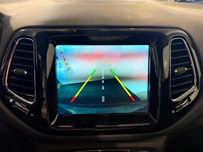 https://vehicle.imgix.net/4359515/bd969cfb-2e02-4969-8668-f40c2f1f94c2.jpeg