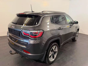 https://vehicle.imgix.net/4359515/cac5c8ea-0b7c-4c56-9a55-5d4eaf09199d.jpeg