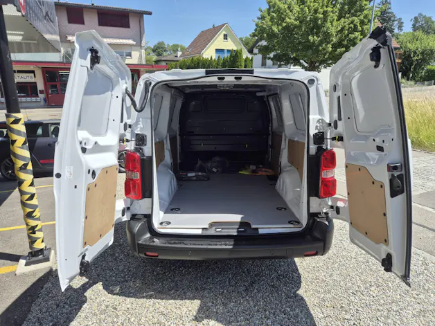 Toyota PROACE Van L2 75KWh Medium Active
