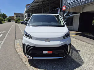 Toyota PROACE Van L2 75KWh Medium Active