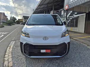 Toyota PROACE Van L1 75KWh Medium Active