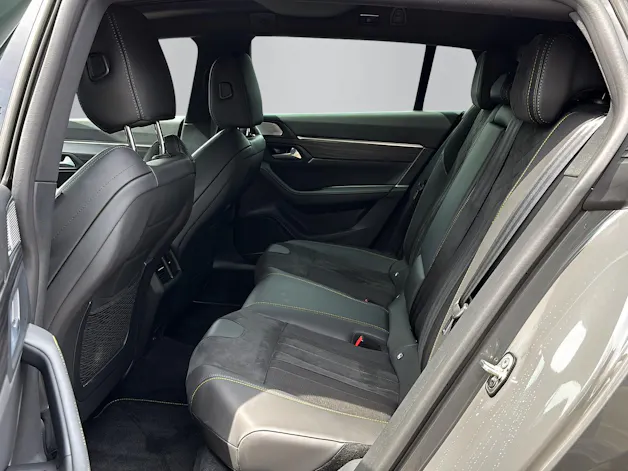 PEUGEOT 508 SW 1.6 Plug-in Hybrid4 PSE