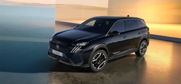 Fahrzeugbild PEUGEOT 5008 e-Allure AWD