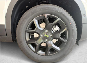https://vehicle.imgix.net/4359593/4798f7ea-312b-45f5-9b27-ab3227607129.jpg
