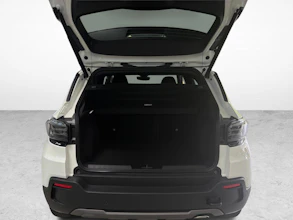 https://vehicle.imgix.net/4359593/fdc72d34-5ae2-4b72-ba49-dab6ca86d992.jpg