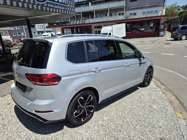 VW Touran 1.5 TSI Highline DSG R-Line 7P