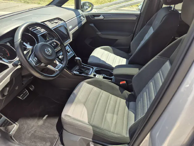 VW Touran 1.5 TSI Highline DSG R-Line 7P