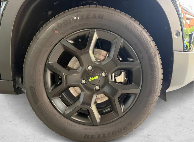 Jeep Avenger 1.2 MHEV Overland 4xe - Leasing da 1,99%!!