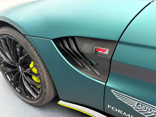 Aston Martin V8 Vantage Coupé 4.0 V8 Bi-Turbo F1
