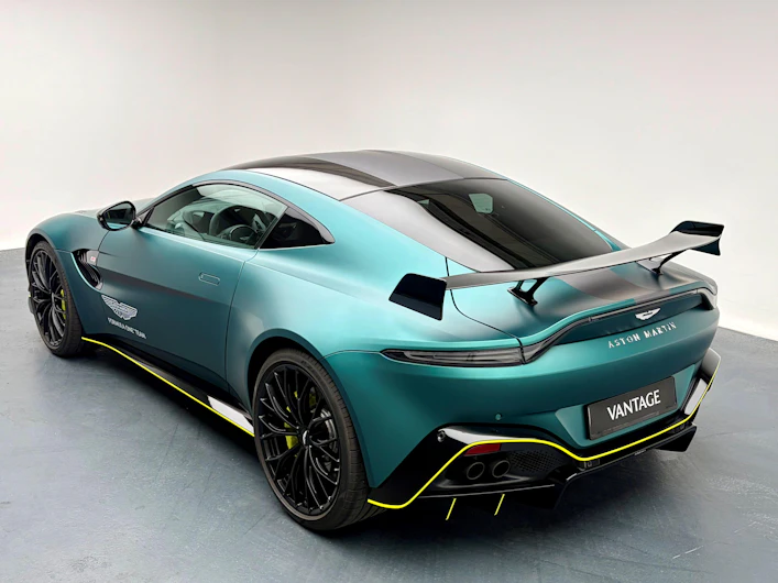 Fahrzeugbild ASTON MARTIN V12 Vantage