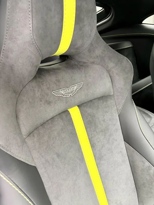 Aston Martin V8 Vantage Coupé 4.0 V8 Bi-Turbo F1