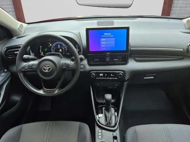 Toyota Yaris 1.5 VVT-i HSD Trend