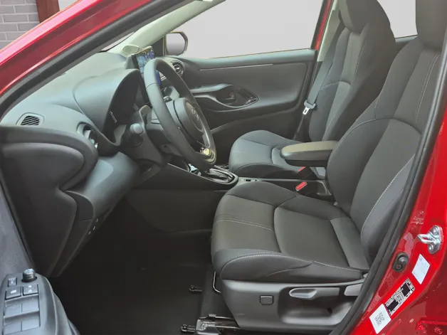 Toyota Yaris 1.5 VVT-i HSD Trend