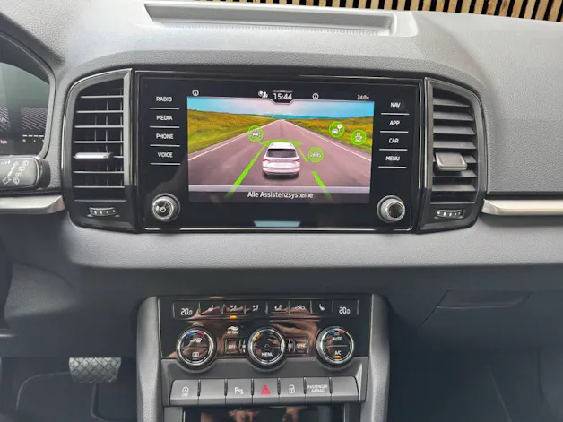 Škoda Karoq 1.5 TSI Selection DSG