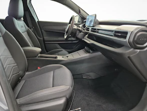 https://vehicle.imgix.net/4359705/efbfffef-f5d4-4b77-b70d-90501addd02e.jpg