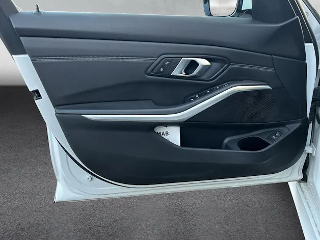 BMW 330d xDrive Touring