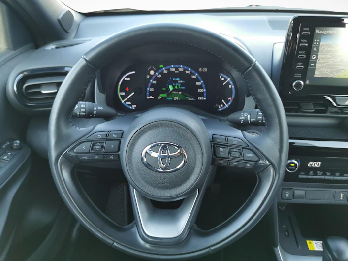 Fahrzeugbild TOYOTA YARIS CROSS