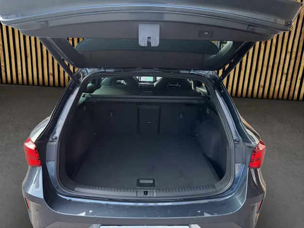 Cupra Leon ST 2.0 TSI 333 VZ 4Drive DSG