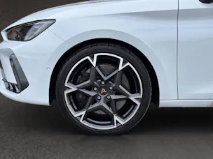 CUPRA Leon ST 2.0 TSI 333 VZ 4Drive DSG