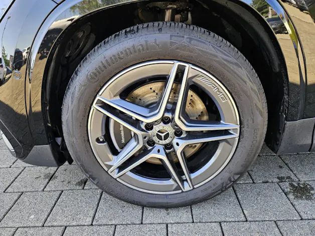 Mercedes-Benz GLA 250 4Matic AMG Line Swiss Star