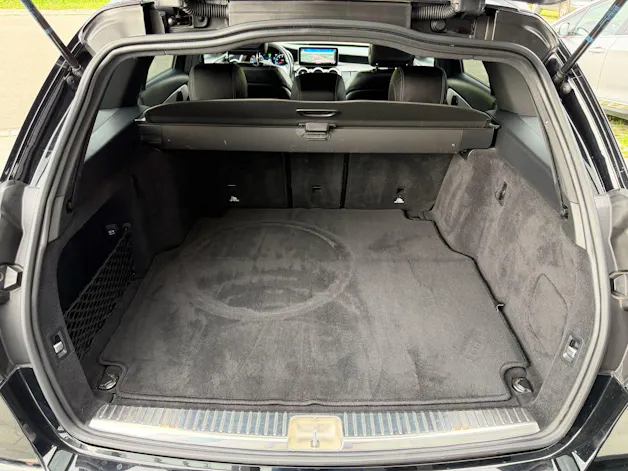 Mercedes-Benz C 200 Swiss Star AMG Line 4m Kombi