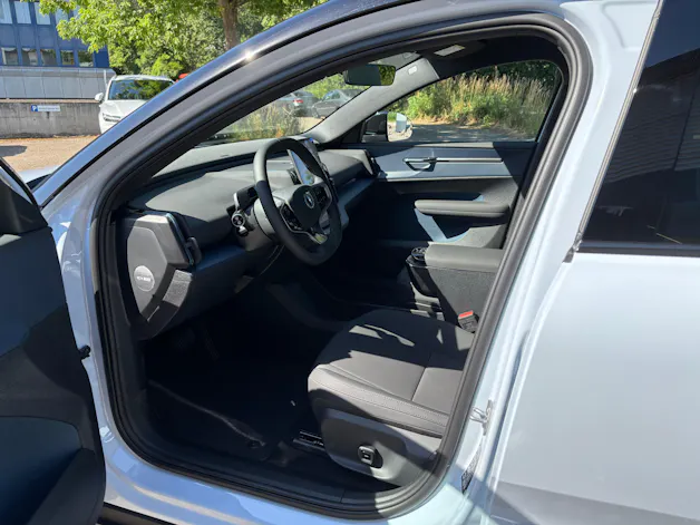 Volvo EX30 CC E60 Twin Performance AWD
