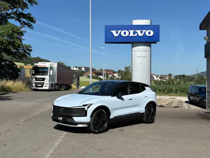 Volvo EX30 CC E60 Twin Performance AWD