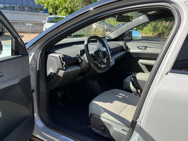 Volvo EX30 CC E60 Twin Performance AWD