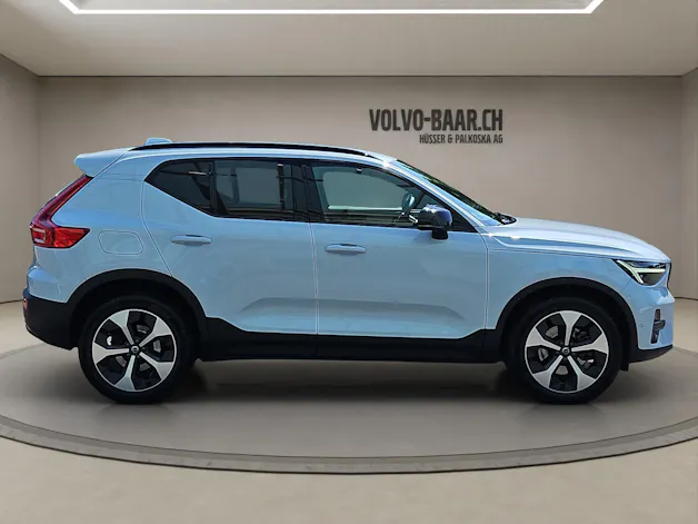 Volvo XC40 2.0 B3 MH Plus Dark