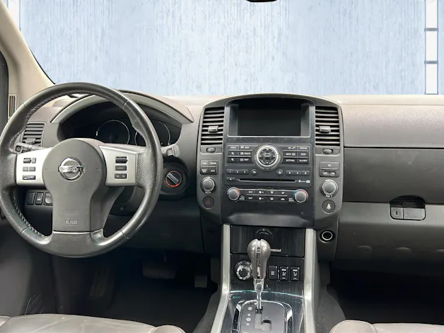 Nissan Pathfinder 3.0 dCi LE Automatic