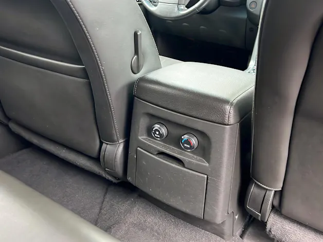 Nissan Pathfinder 3.0 dCi LE Automatic