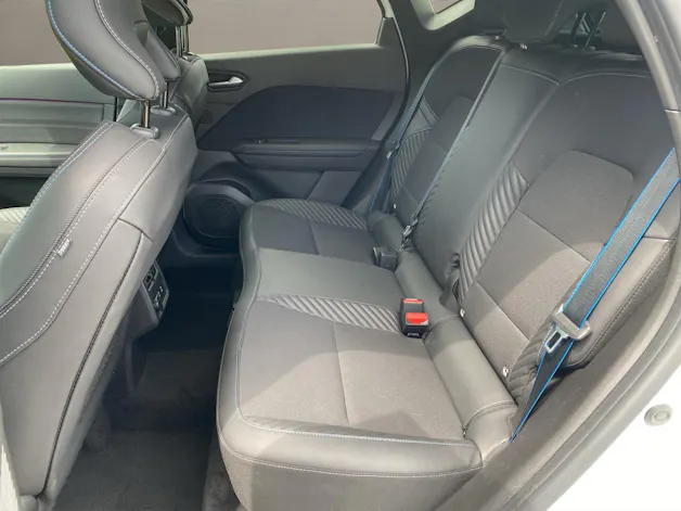 Renault Captur 1.3 TCe Esprit Alpine EDC