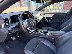 Mercedes-Benz CLA Shooting Brake 200 d AMG Line 8G-DCT