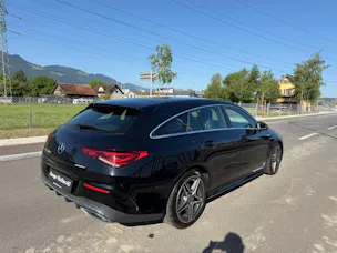 Mercedes-Benz CLA Shooting Brake 200 d AMG Line 8G-DCT