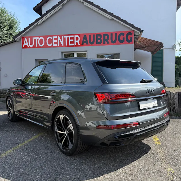 Audi Q7 50 TDI quattro S Line tiptronic *CH-FAHRZEUG - 4 JAHRE GARANTIE - GRATIS SERVICE - 7 SITZE*