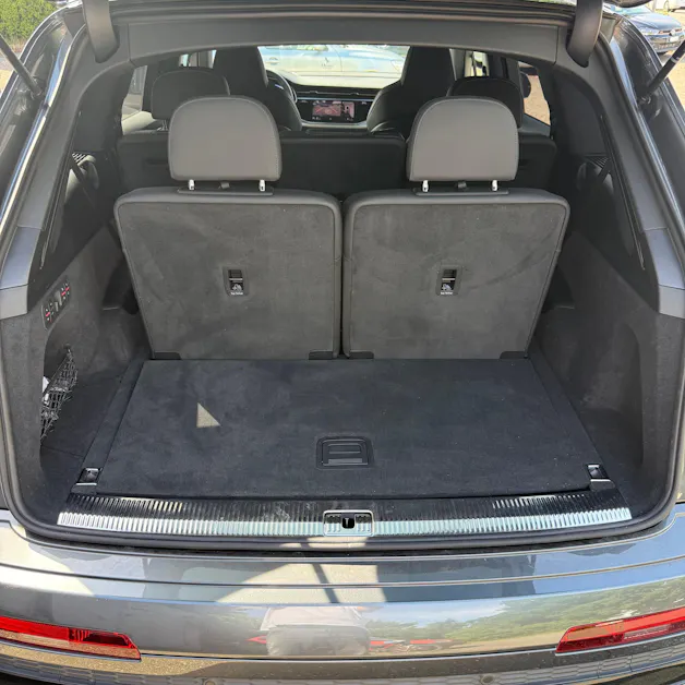 Audi Q7 50 TDI quattro S Line tiptronic *CH-FAHRZEUG - 4 JAHRE GARANTIE - GRATIS SERVICE - 7 SITZE*