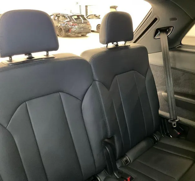 Audi Q7 50 TDI quattro S Line tiptronic *CH-FAHRZEUG - 4 JAHRE GARANTIE - GRATIS SERVICE - 7 SITZE*