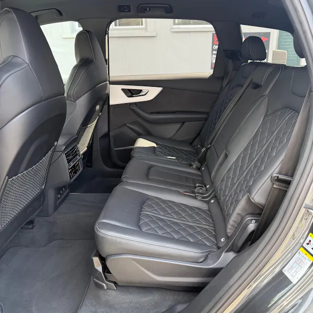 Audi Q7 50 TDI quattro S Line tiptronic *CH-FAHRZEUG - 4 JAHRE GARANTIE - GRATIS SERVICE - 7 SITZE*