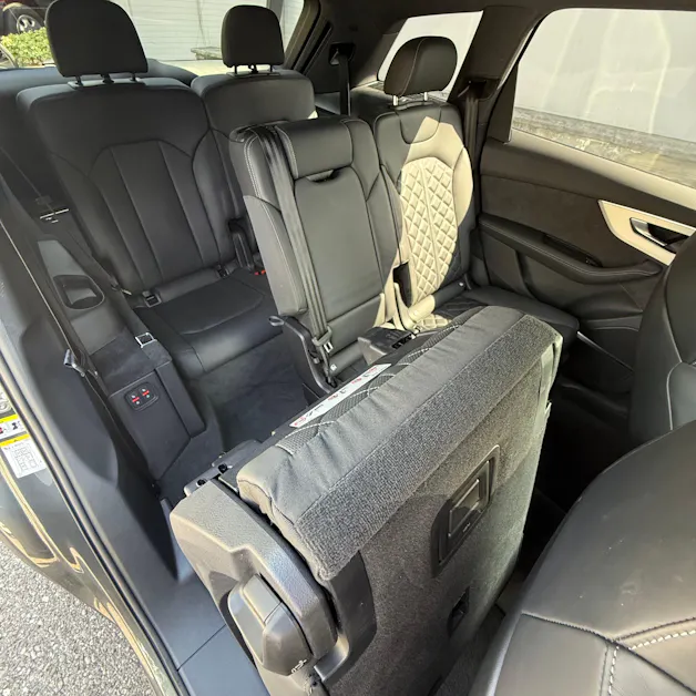 Audi Q7 50 TDI quattro S Line tiptronic *CH-FAHRZEUG - 4 JAHRE GARANTIE - GRATIS SERVICE - 7 SITZE*