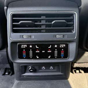 Audi Q7 50 TDI quattro S Line tiptronic *CH-FAHRZEUG - 4 JAHRE GARANTIE - GRATIS SERVICE - 7 SITZE*