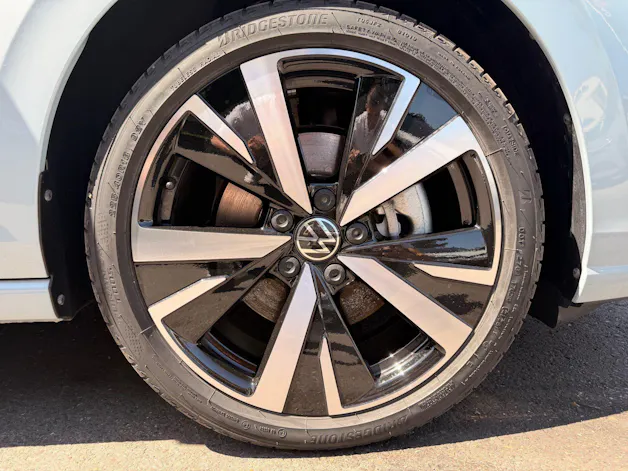 VW Golf VIII 1.5 TSI eHybrid 204 PS Style *** 5 JAHRE VW WERKSGARANTIE ***