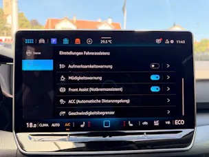 VW Golf VIII 1.5 TSI eHybrid 204 PS Style *** 5 JAHRE VW WERKSGARANTIE ***