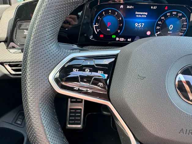 VW Golf Variant 2.0 TSI R-Line DSG 4Motion