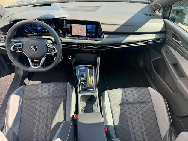 VW Golf Variant 2.0 TSI R-Line DSG 4Motion