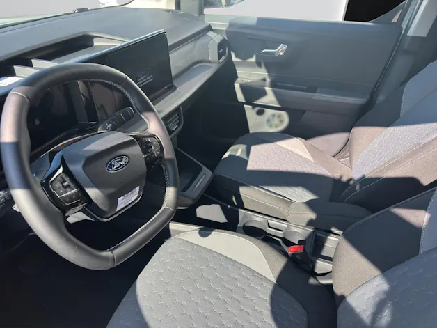 Ford Tourneo Courier Elektro 54kWh Titanium