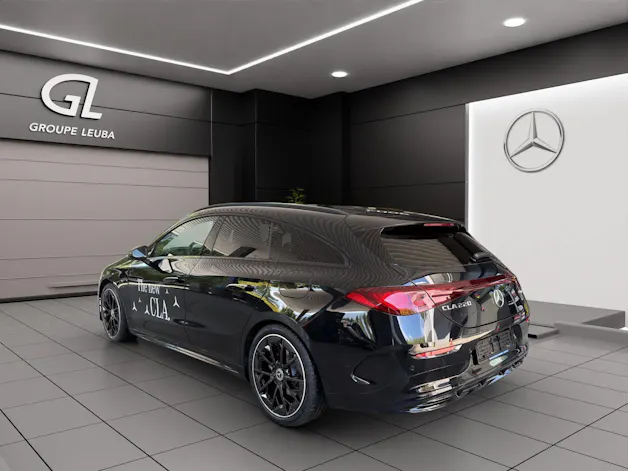 Mercedes-Benz CLA Shooting Brake 220 4Matic 8G-DCT