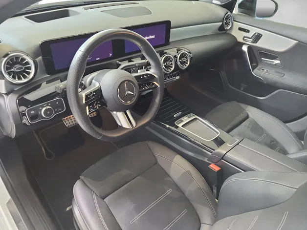 Mercedes-Benz A 250 e 8G-DCT