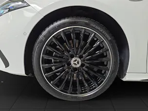 Mercedes-Benz A 250 e 8G-DCT