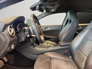 Mercedes-Benz GLA 250 AMG Line 4Matic