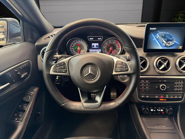 Mercedes-Benz GLA 250 AMG Line 4Matic